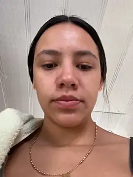 Snapshot of hannahb-e chatting on December 2025 03:16:02 PM hannahb-e online show from December 2025 03:16:02 PM