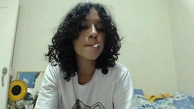 AlinaWoolf  online show from May 2026 01:46:01 AM