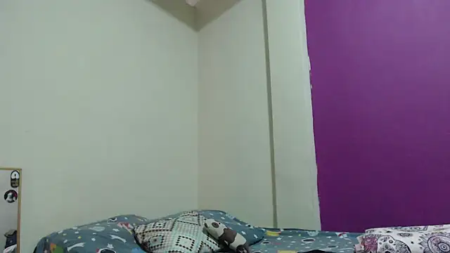 AlinaWoolf  online show from May 2026 04:04:02 PM