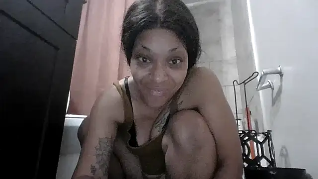 Snapshot of mariah2299 chatting on May 2026 09:58:01 AM mariah2299 online show from May 2026 09:58:01 AM