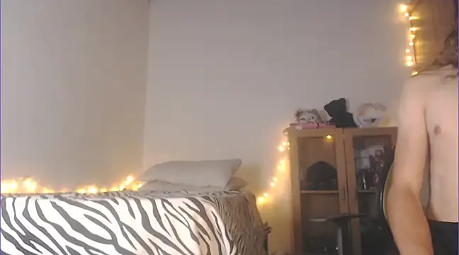 Tristan fantasycam online show from February 2025 12:19:02 AM