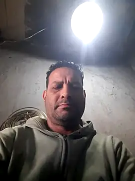 Snapshot of hecwil8 chatting on September 2025 11:35:02 AM hecwil8 online show from September 2025 11:35:02 AM