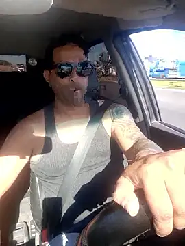 hecwil8 online show from January 2026 12:21:01 PM