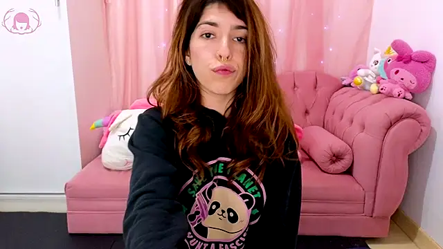 AuroraKatsy online show from October 2025 10:53:02 PM