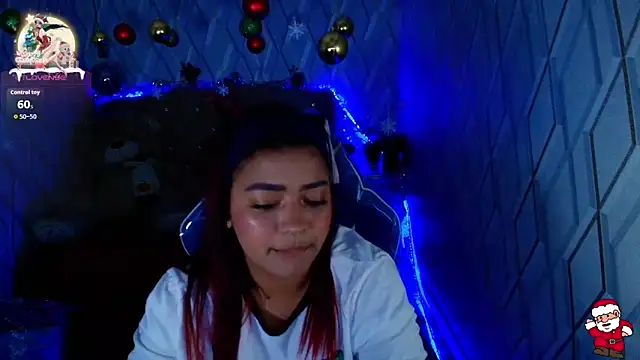 NicolleTaylor online show from December 2025 04:06:01 AM