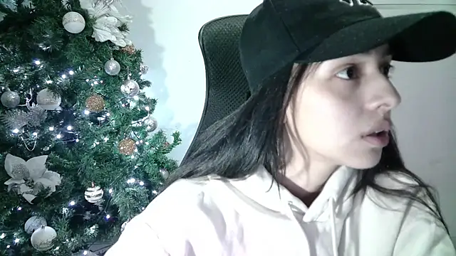 Snapshot of aineangeel chatting on December 2024 02:46:02 AM aineangeel online show from December 2024 02:46:02 AM