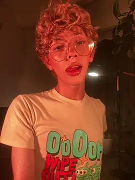 lyamthommpson online show from January 2026 12:37:01 AM