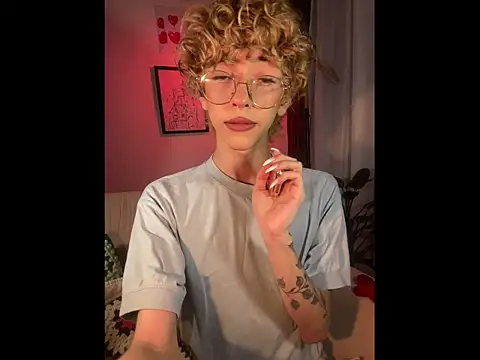 lyamthommpson online show from April 2026 02:01:01 AM