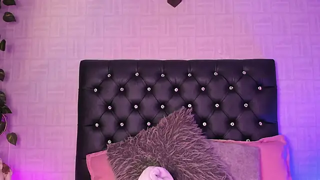 Brann tadzio online show from March 2025 04:24:02 AM