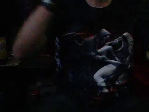 Snapshot of mrdemoncrowly chatting on May 2026 08:41:01 AM mrdemoncrowly online show from May 2026 08:41:01 AM