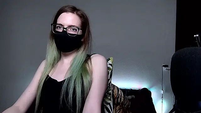 Snapshot of amber_candyfloss chatting on December 2024 03:52:01 AM amber candyfloss online show from December 2024 03:52:01 AM