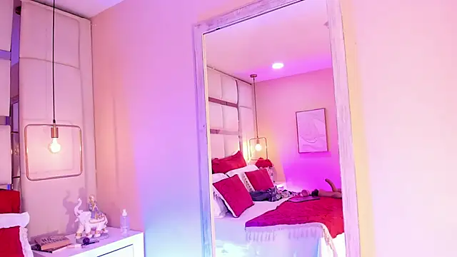 elizavenus online show from March 2026 04:11:02 PM