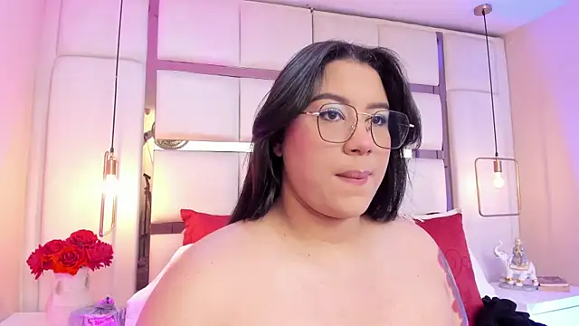 elizavenus online show from July 2026 01:17:01 PM