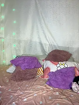 Snapshot of CharlotteMillers chatting on May 2026 03:24:02 AM CharlotteMillers online show from May 2026 03:24:02 AM