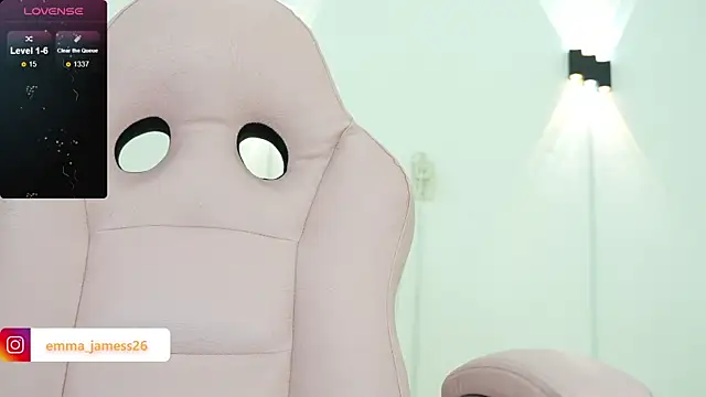 Emma jamess online show from March 2026 03:21:01 AM