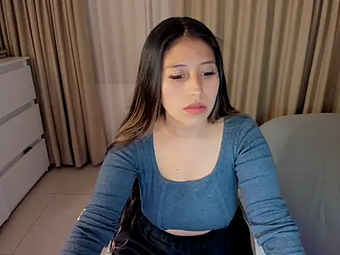 Snapshot of kiaraowen chatting on September 2025 01:43:01 AM kiaraowen online show from September 2025 01:43:01 AM
