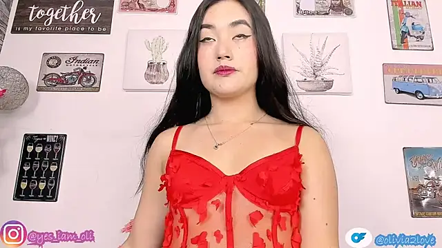 olivia22love online show from November 2025 12:41:02 PM