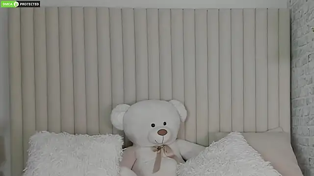 RachelCart online show from November 2025 03:05:01 AM