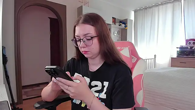 Snapshot of elisejays chatting on March 2025 10:54:02 AM elisejays online show from March 2025 10:54:02 AM