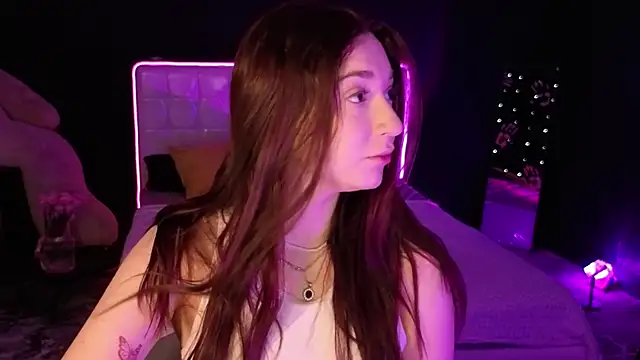 YasmineWest online show from November 2025 09:09:02 AM