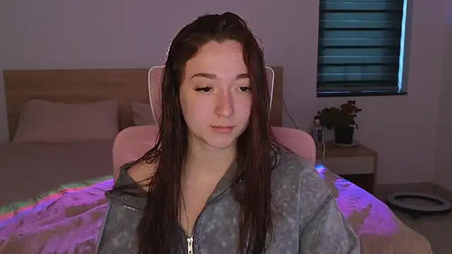 YasmineWest online show from May 2026 01:14:01 AM