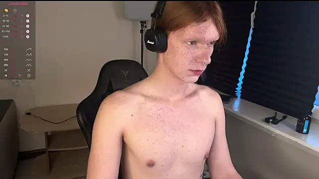 carthylovvve online show from November 2025 01:47:02 PM