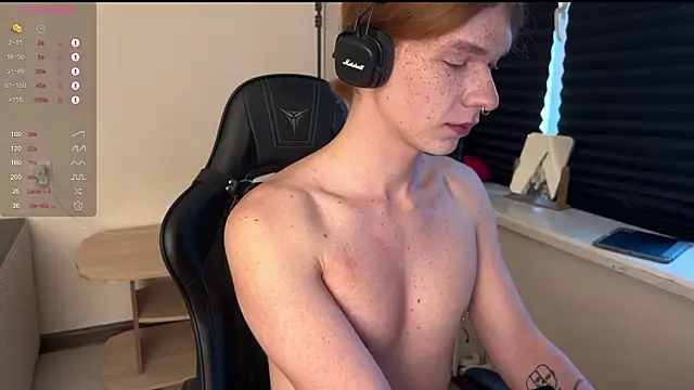 carthylovvve online show from February 2026 01:36:02 PM