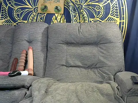 lovely lola1111 online show from January 2026 02:38:01 AM