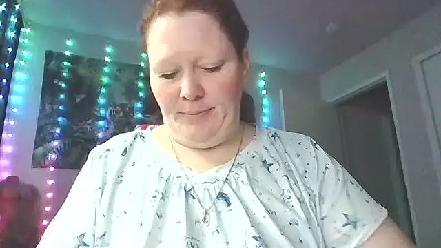 fatfabulous1981 online show from November 2025 08:52:01 PM