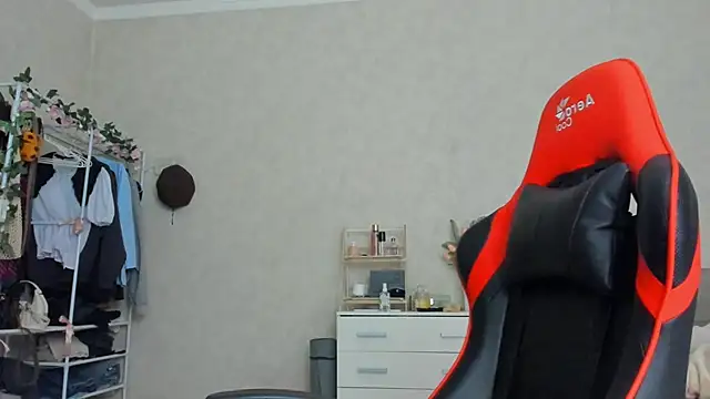 wastforu online show from February 2025 01:19:02 PM