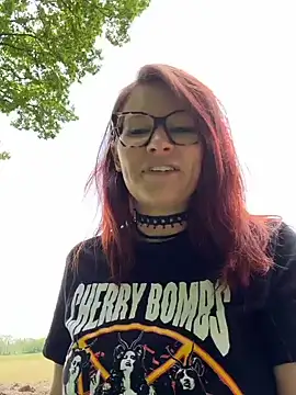 die-EinHORNY-WG online show from May 2026 10:54:01 AM