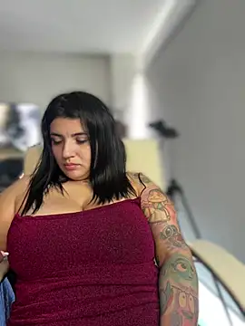 horny roomiess online show from February 2025 04:10:01 PM