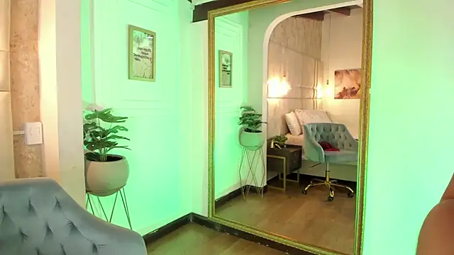 Victoria-Harper online show from February 2025 11:58:01 AM