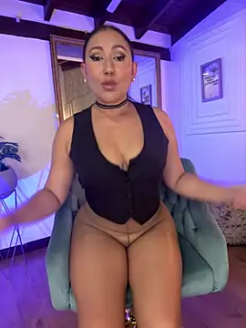 Victoria-Harper online show from March 2025 12:22:02 PM