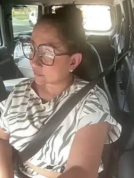 Victoria-Harper online show from March 2025 07:37:02 PM