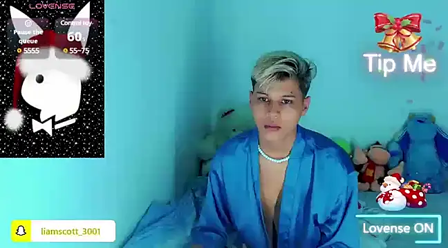 Liamscott  online show from December 2024 11:53:02 PM