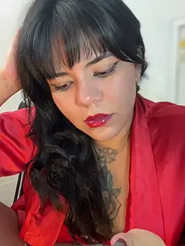 Snapshot of JulianaCastillo chatting on December 2024 02:57:01 AM JulianaCastillo online show from December 2024 02:57:01 AM