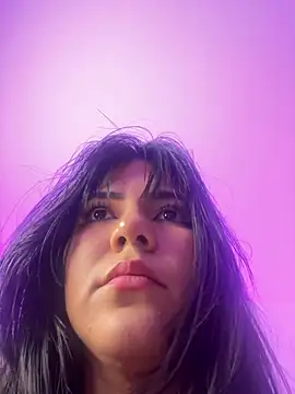 Snapshot of JulianaCastillo chatting on March 2025 08:04:02 AM JulianaCastillo online show from March 2025 08:04:02 AM