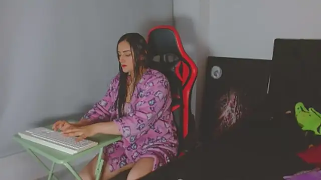 Noamartin  online show from March 2026 12:19:01 AM