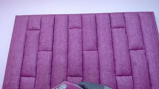 CrushOnMe  online show from January 2026 08:30:01 AM