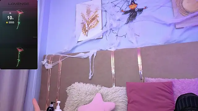 sarah cruzz  online show from November 2025 09:39:01 PM