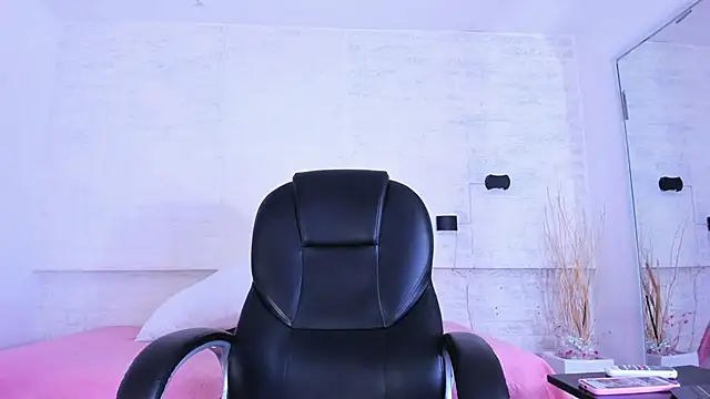 millie brown21 online show from February 2026 07:40:01 PM