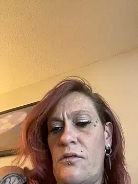 Snapshot of renegade_vyxxen chatting on March 2025 10:51:01 PM renegade vyxxen online show from March 2025 10:51:01 PM