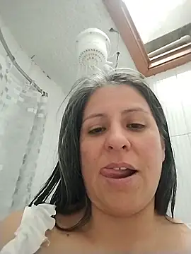 LucifernandaSw online show from April 2026 07:23:02 PM