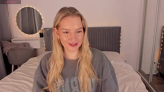 CassieRayss online show from April 2026 05:30:01 PM