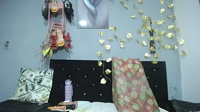 thalia tits online show from February 2026 02:48:01 PM