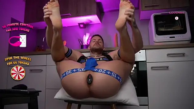 kennethwade online show from December 2024 08:40:01 PM