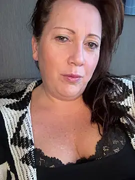 Snapshot of xsexycurvymilf chatting on January 2025 08:41:01 AM xsexycurvymilf online show from January 2025 08:41:01 AM
