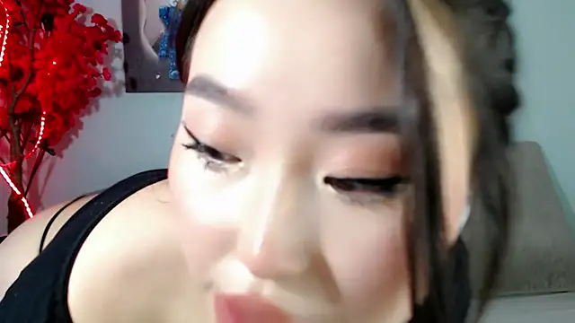 Snapshot of ichiben chatting on February 2025 09:10:01 PM ichiben online show from February 2025 09:10:01 PM