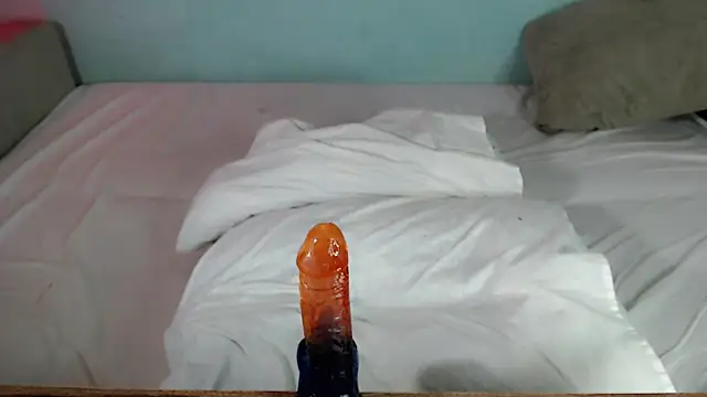 Snapshot of ichiben chatting on February 2025 07:04:02 PM ichiben online show from February 2025 07:04:02 PM